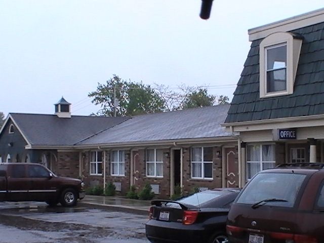 Hometown Inn Galion Extérieur photo